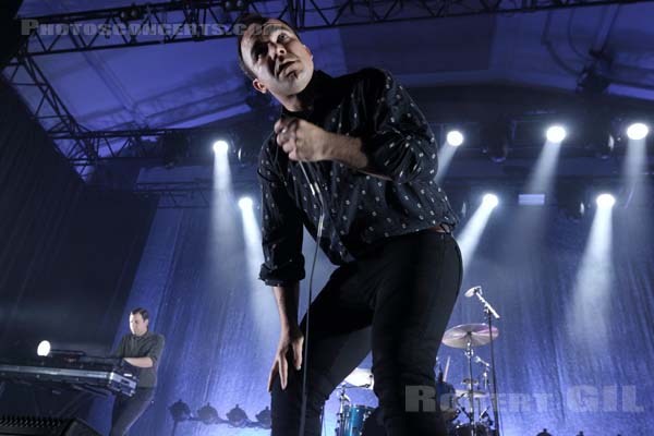 FUTURE ISLANDS - 2017-05-09 - PARIS - Elysee Montmartre - 